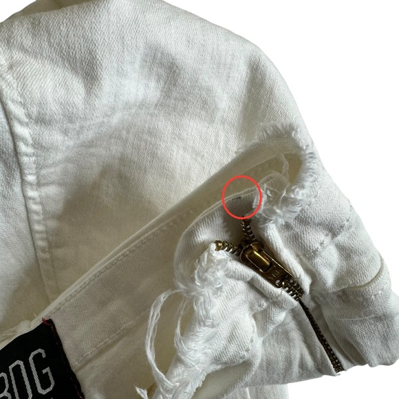 Urban Outfitters BDG Ruched V-Front Front Low Rise Flared Jeans White Womens 25 - Picture 8 of 15